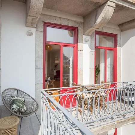 Lovelystay - Martires Boutique Flat Apartment